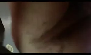 אשת דזי הודית עם ציצ ...