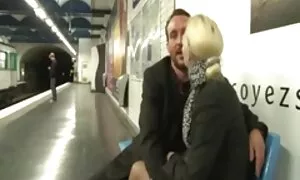 אלישיה דפוקה בשירות  ...